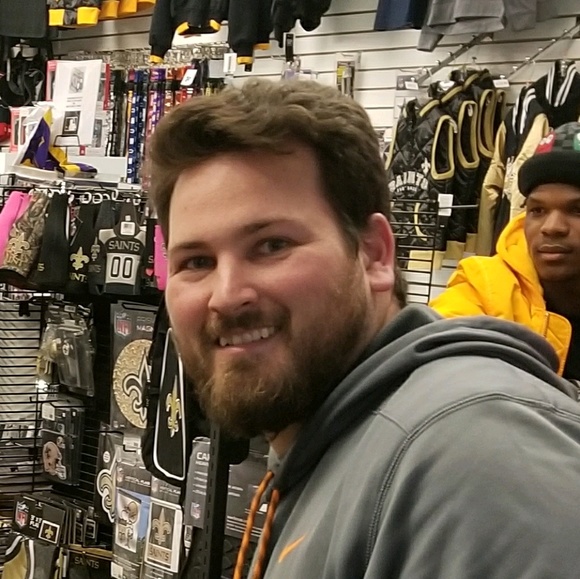 Meet your Posher, Tyler - Picture 1 of 1